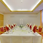 Otel Ibis Styles Cologne Airport Troisdorf