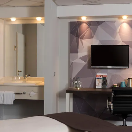 فندق Ibis Styles Cologne Airport ترويسدورف