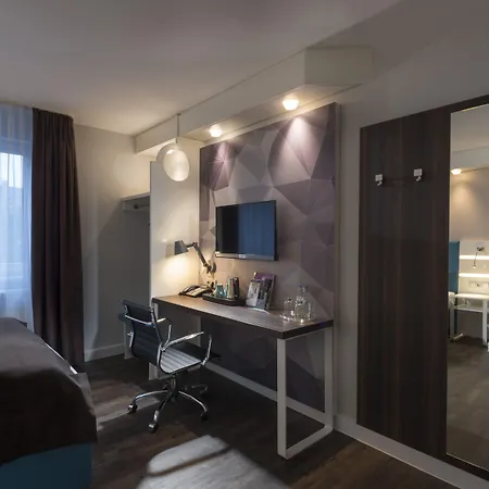 Hotel Ibis Styles Cologne Airport 3*