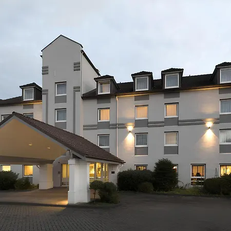 Ibis Styles Cologne Airport 3* טרויסדורף