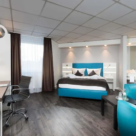 Hotel Ibis Styles Cologne Airport 3*