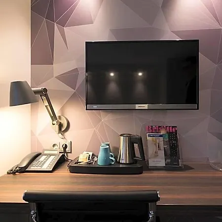 Ibis Styles Cologne Airport Hotell 3*