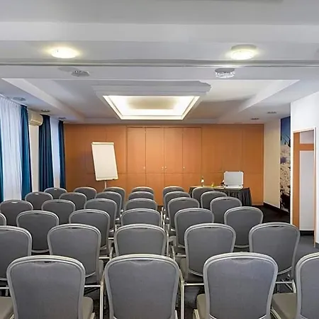 Ibis Styles Cologne Airport Hotell Troisdorf