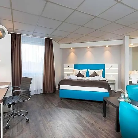 Hotell Ibis Styles Cologne Airport 3*
