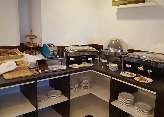 Ibis Styles Cologne Airport Hotel 3*