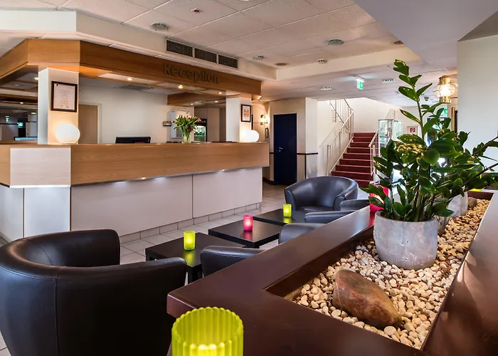 Ibis Styles Cologne Airport מלון 3*