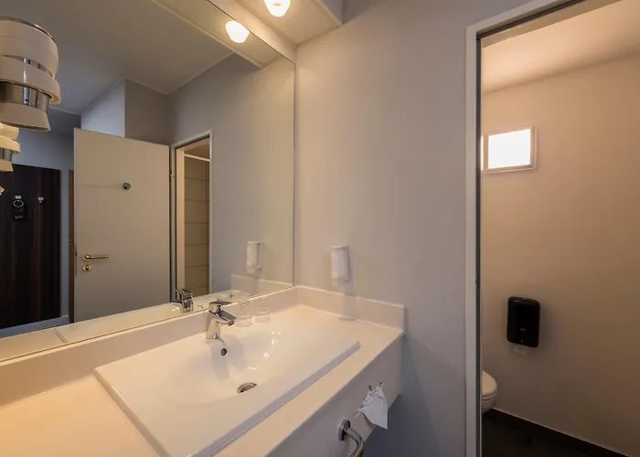 מלון Ibis Styles Cologne Airport טרויסדורף