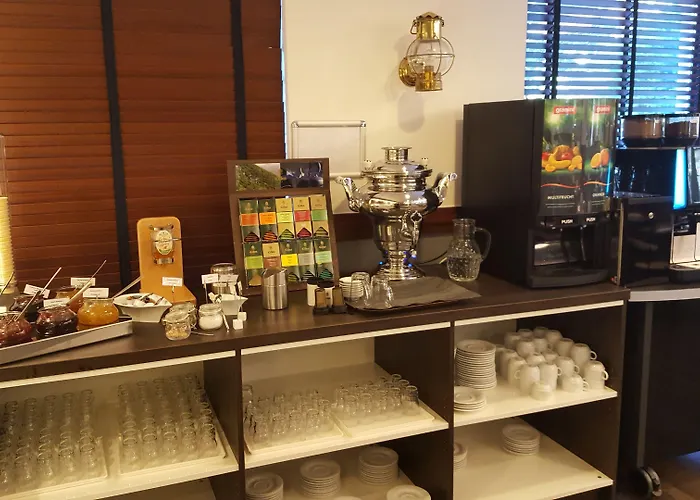 Ibis Styles Cologne Airport Hotel 3*