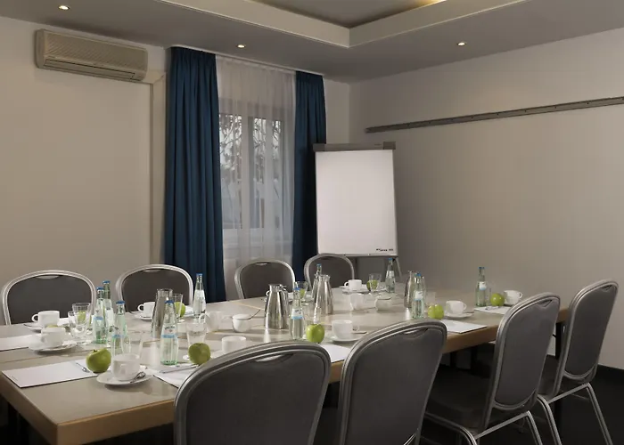 Otel Ibis Styles Cologne Airport