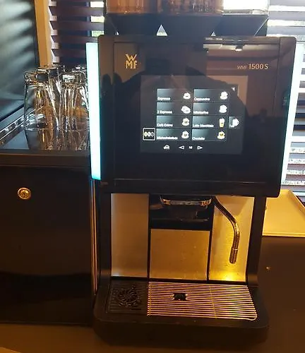 Ibis Styles Cologne Airport 3*